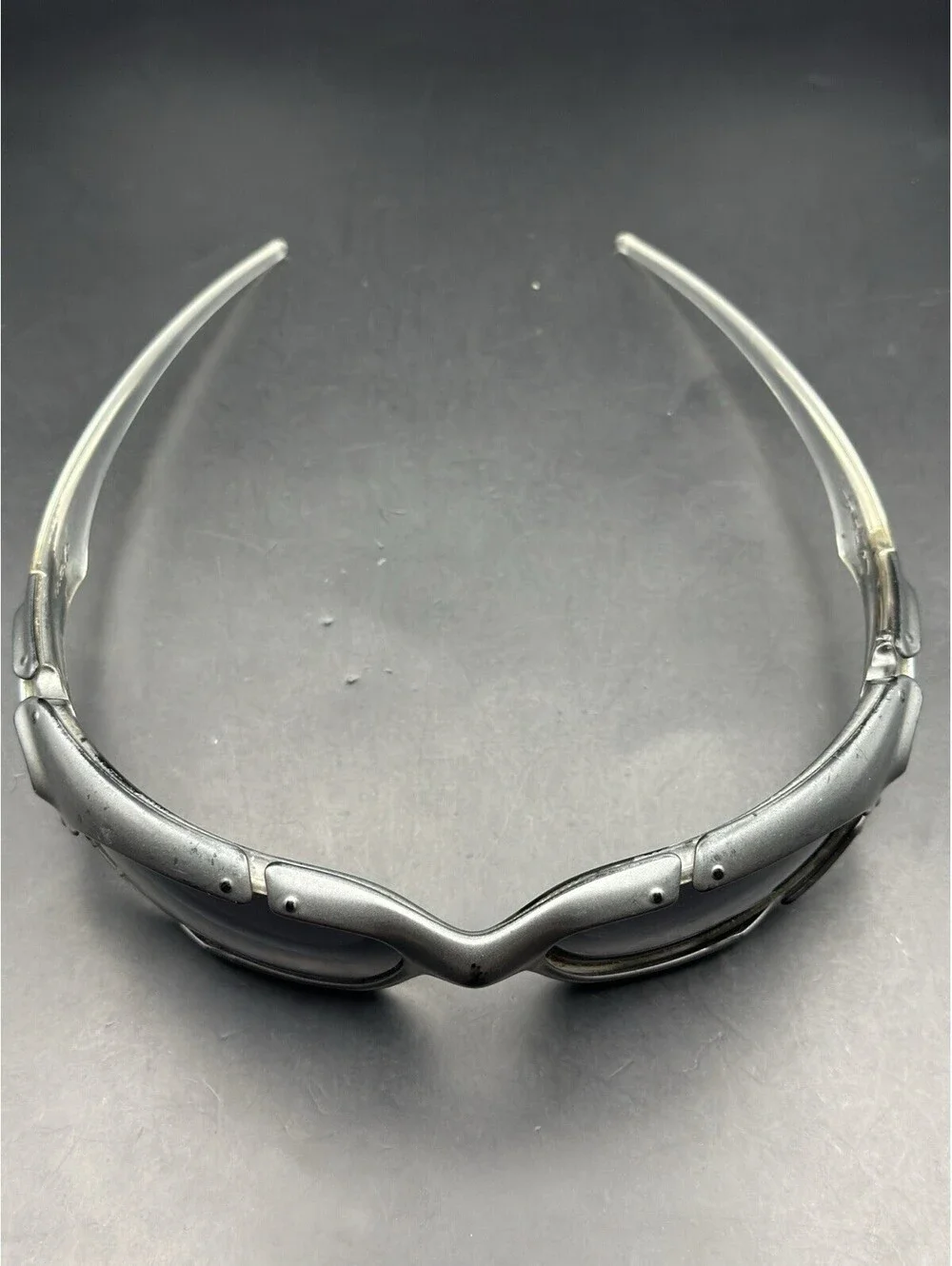 Oakley Plate Dark Silver/Black Iridium Lenses